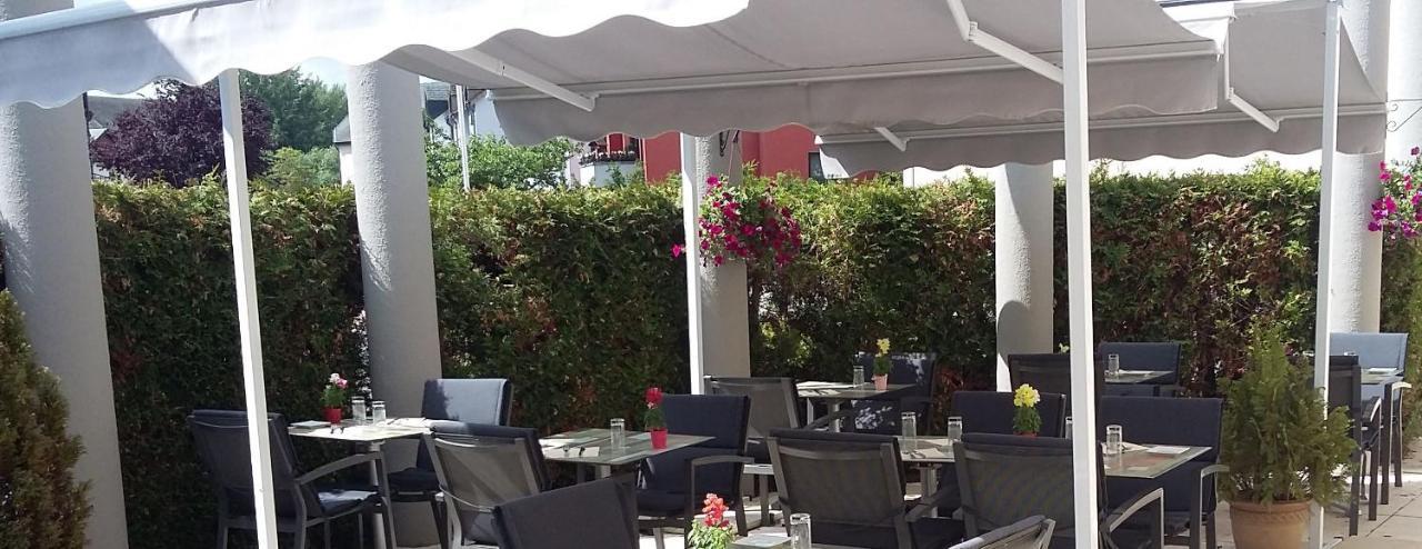 Cottage Logis Hotel - Restaurant Dudelange Exterior photo
